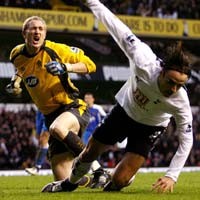 Berbatov Motori Kemenangan Tottenham