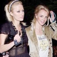 Britney Gaet Mantan Pacar Paris Hilton?