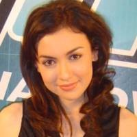 VJ Rianty-Christian Sugiono Duet Dukung Kondom