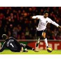 MU Memimpin Enam Angka