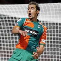 Bayern Tertahan, Bremen Memimpin