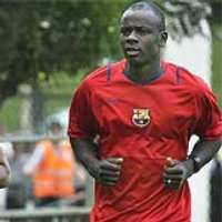 Lagi, Thuram Protes Rijkaard