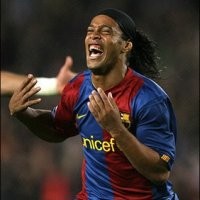 Ronaldinho Selamatkan Barca