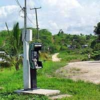 Pemerintah Perluas Peluang Usaha Telepon Tetap