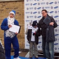 Santa Claus Biru di Stamford Bridge