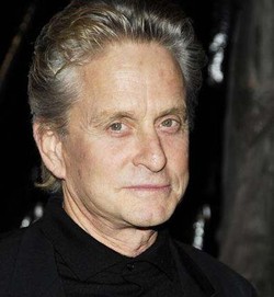 Michael Douglas Malas Urusin Uban