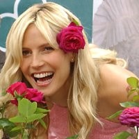 Heidi Klum Tak Bosan Melahirkan