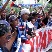 Aremania Siap Tuntut BLI