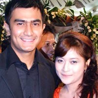 Sandy Sarif Temukan Pengganti Ussy Sulistiawati