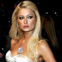 Paris Hilton Bangga Jadi Jablai