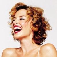 Kylie Minogue, Wanita Berbusana Terbaik Sedunia