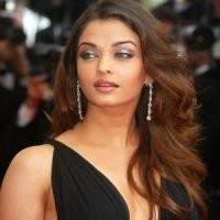 Adegan Cium Bikin Heboh Lagi di India