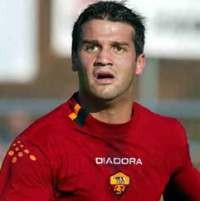 Chivu Terpesona Roma