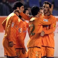 Saviola Menangkan Barcelona