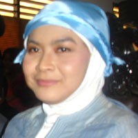 Kurang Ngetop, Ulfa Dwiyanti Bikin Album