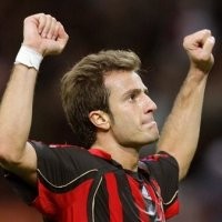 Pippo-Gila Menangkan Milan