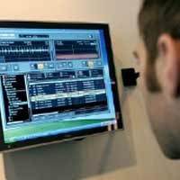 Penjualan Musik Online Capai US$ 2 Miliar di 2006