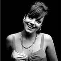 Lily Allen Impikan Pria Kaya