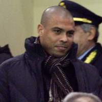 Real & Milan Belum Sepakati Ronaldo
