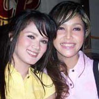 Mulan dan Maia Baik-baik Saja