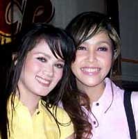 Mulan Hengkang, Ratu Belum Bubar