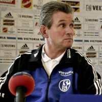 Ancaman Dibunuh Alasan Heynckes Mundur