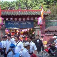 Perdana Menteri Vietnam Chatting dengan Rakyat