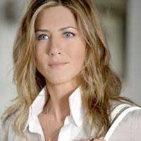 Janda Brad Pitt Bugil, Tersebar di Internet