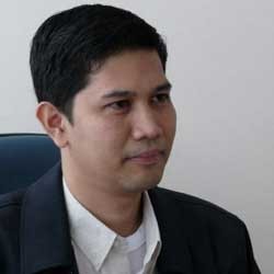 XL Terancam Kena Sanksi