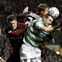 Laga ke-100 Maldini Tak Berkesan