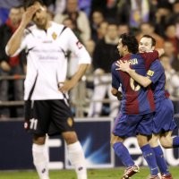 Balas Kekalahan, Barca Lolos