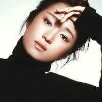 Premier Hannibal Rising, Gong Li Bikin Heboh