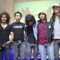 Slank Rilis Album Akustik