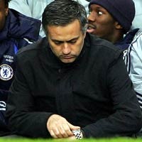 Mourinho Tetap Soroti Wasit
