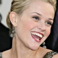 Reese Witherspoon Janda Banyak Gaya