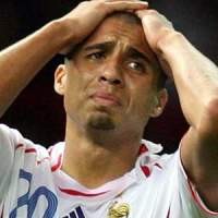 Domenech Tinggalkan Trezeguet