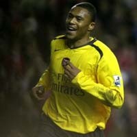 Soal Baptista Arsenal Tergantung Real