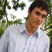 Darius Sinathrya Disiksa Kotoran Kerbau