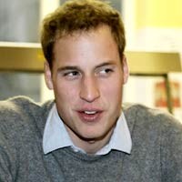 Pangeran William Sentuh Perempuan Lain