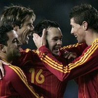 Iniesta Selamatkan Spanyol, Healy Hentikan Swedia