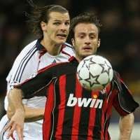 Van Buyten Batalkan Kemenangan Milan