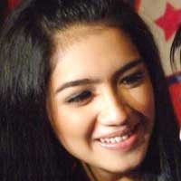 Angel Karamoy Ngebet Nikah