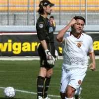 Roma Atasi Catania 2-0