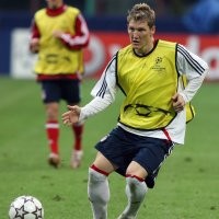 Schweinsteiger Absen Karena Serangga