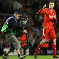 Masa Depan Cerah, Crouch Makin Betah