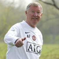 Fergie Bidik Dua Pemain
