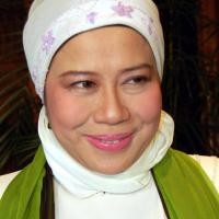 Dewi Yull Nyatakan Sanggup Bayar Hutang