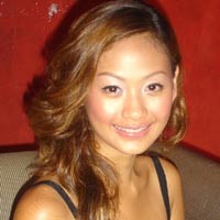 Indah Kalalo Ngapelin Pacar Sampai Swiss