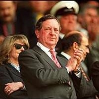 Arsenal Menolak Dikuasai AS