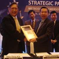 Jajakan Emerson, Metrodata Incar UKM 